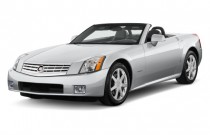 2009 Cadillac XLR 2-door Convertible Platinum Angular Front Exterior View