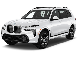 2023 BMW X7 xDrive40i Sports Activity Vehicle Angular Front Exterior View