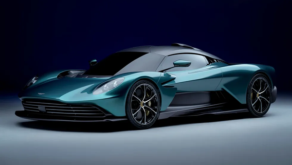 2024 Aston Martin Valhalla